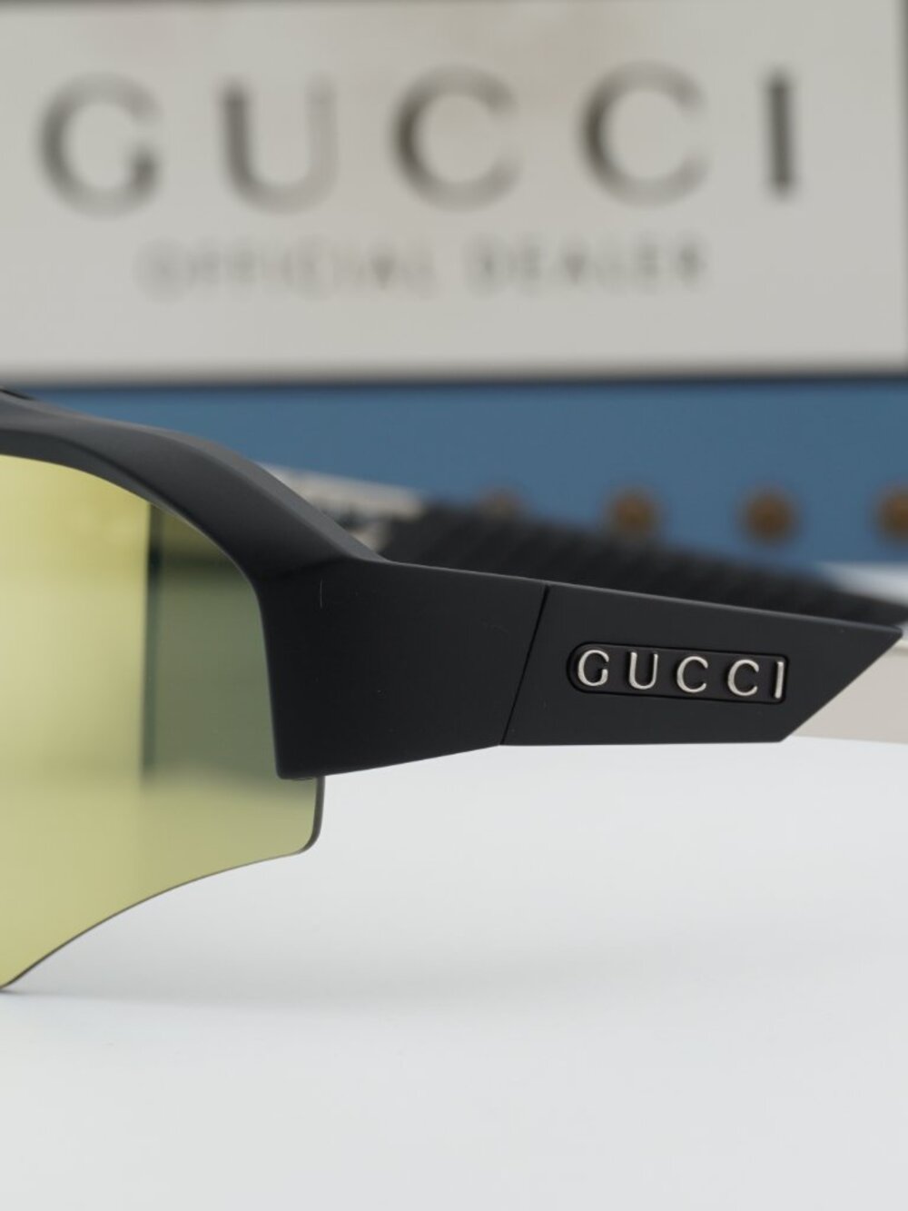 Gucci GG2017S 001 Sunglasses Black Shield Frame, Yellow Mirror Lenses - Picture 2 of 10